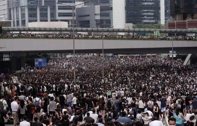 proteste a hong kong per la legge sull'estradizione in cina 34