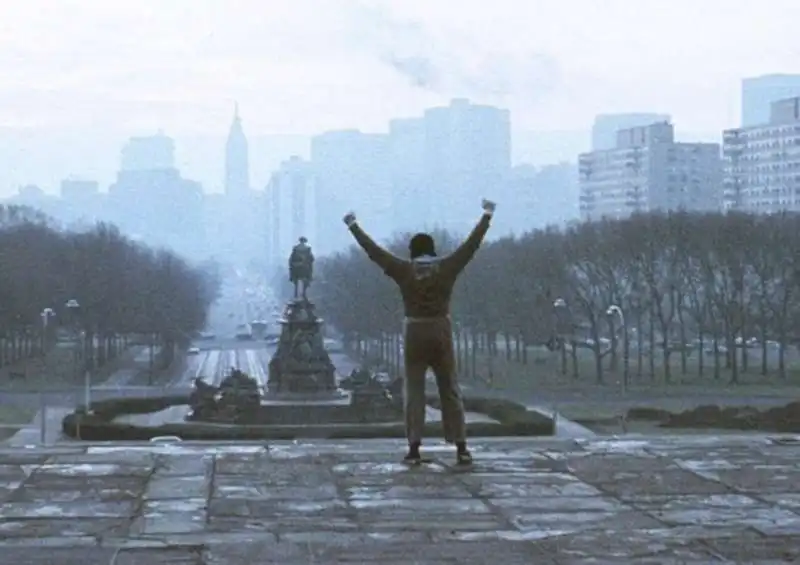 rocky e la scena della scalinata a filadelfia 1