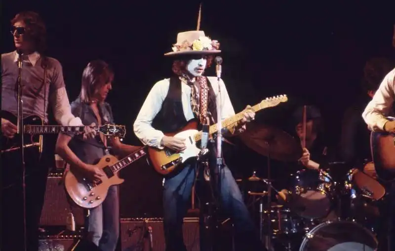 rolling thunder revue a bob dylan story by martin scorsese 17