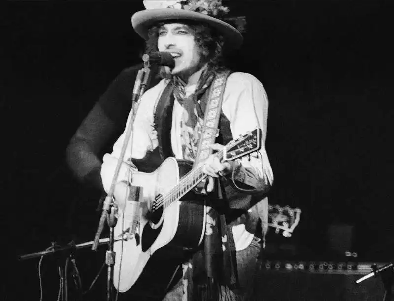 rolling thunder revue a bob dylan story by martin scorsese 9