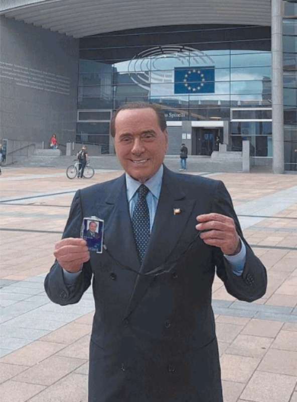 SILVIO BERLUSCONI ALL EUROPARLAMENTO