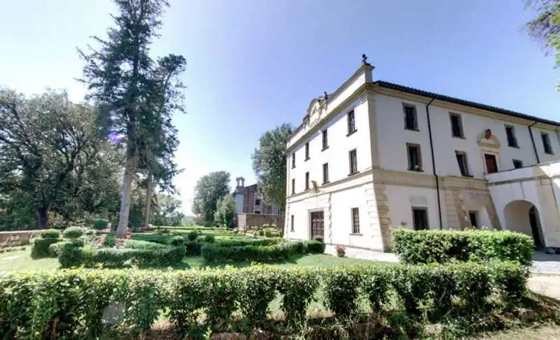 villa savorelli sutri 6