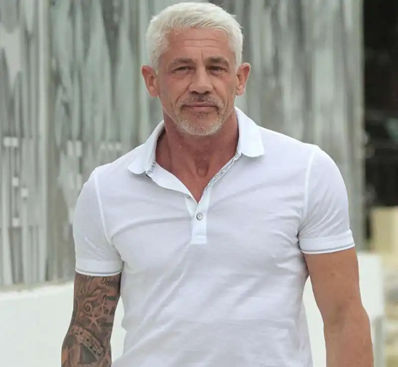 wayne lineker 2