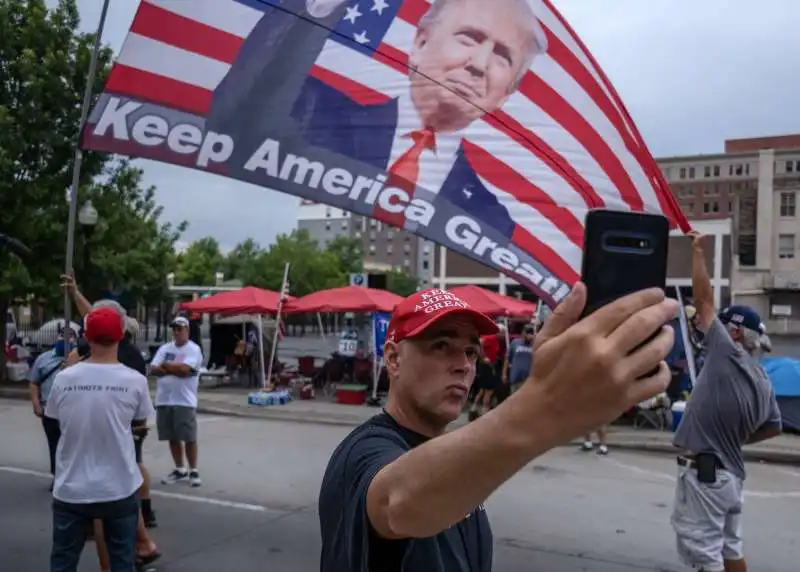 attesa del comizio di trump a tulsa