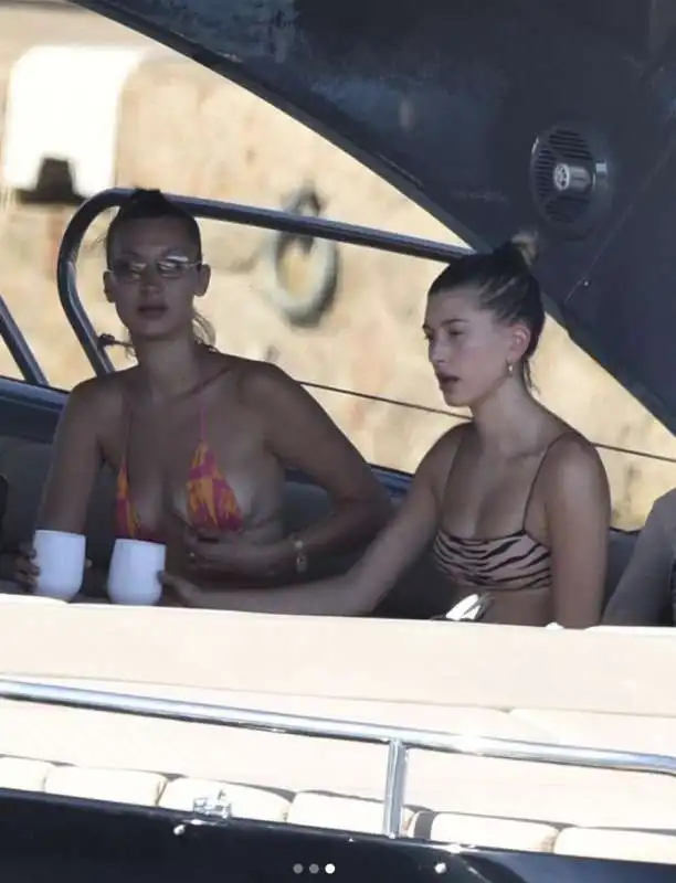 bella hadid hailey baldwin 3