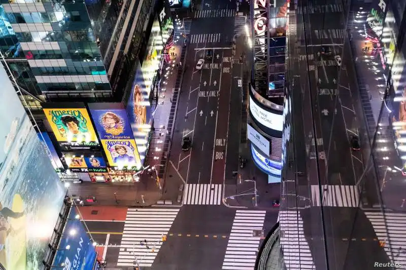 CORONAVIRUS NEW YORK - TIMES SQUARE DESERTA