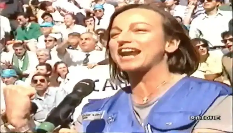 gianna nannini alla cerimonia di apertura di italia 90 1 