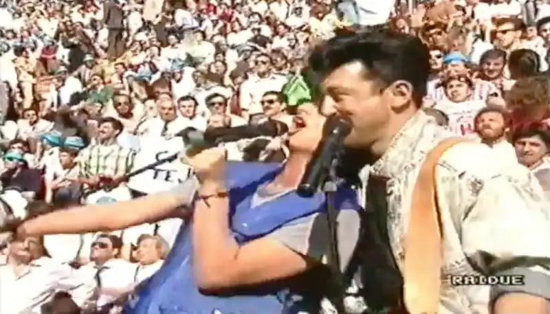 gianna nannini e edoardo bennato   cerimonia di apertura di italia 90 