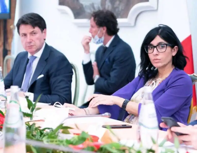 GIUSEPPE CONTE FABIANA DADONE