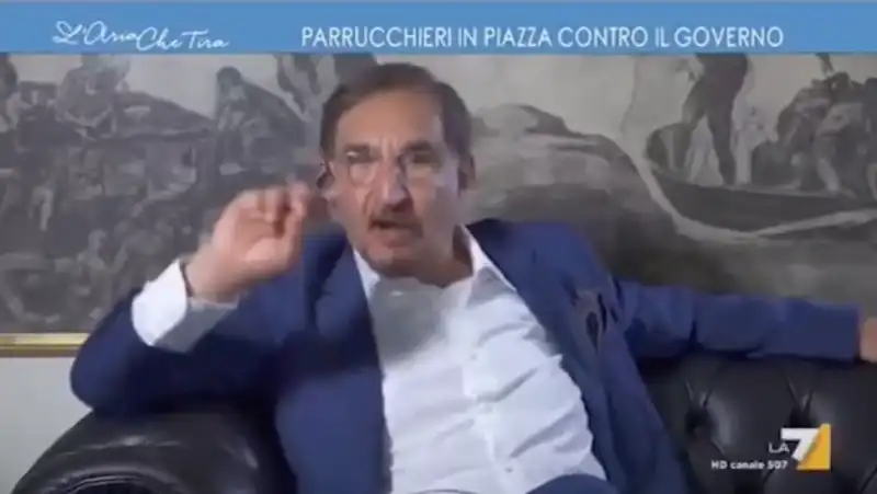 ignazio la russa sbrocca a l'aria che tira 2