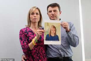 kate e gerry mccann con la foto della piccola maddie