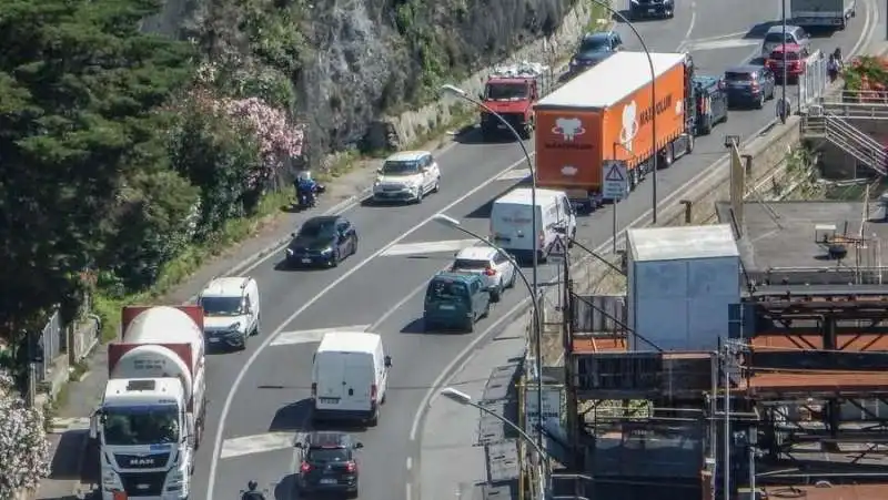 liguria   code in autostrada