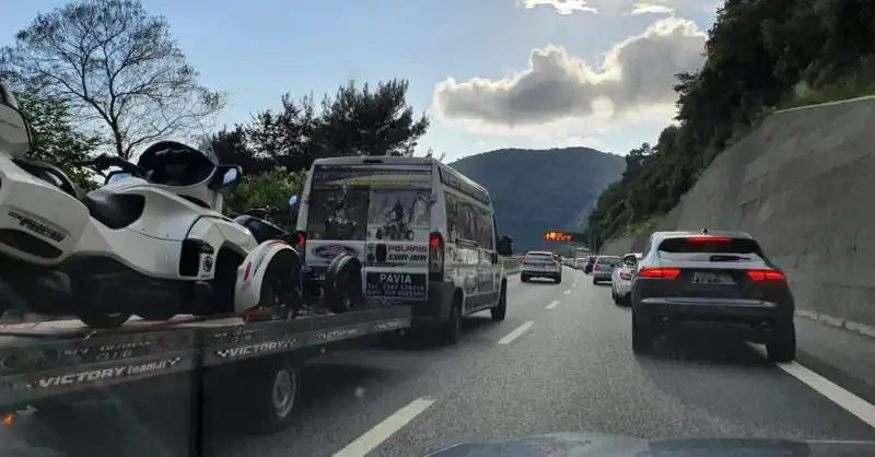 liguria   code in autostrada 5