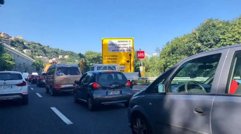 liguria   code in autostrada 5 