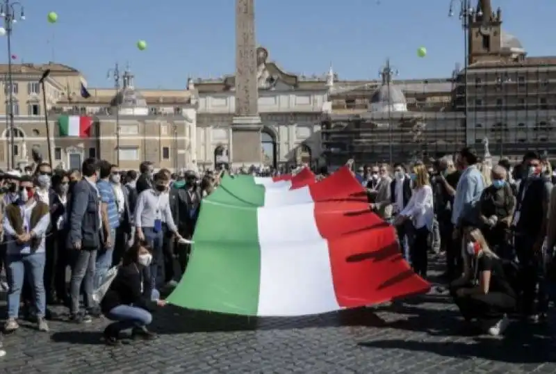 manifestazione del centrodestra   2 giugno 2020 1