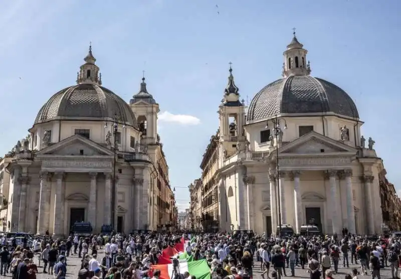 manifestazione del centrodestra   2 giugno 2020 18