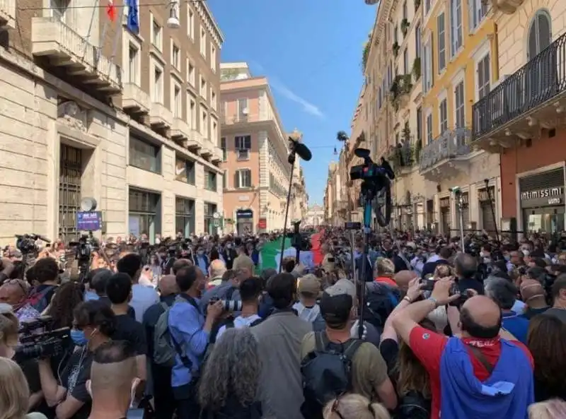 manifestazione del centrodestra   2 giugno 2020 9