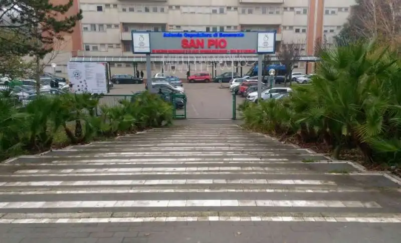 OSPEDALE SAN PIO BENEVENTO 1