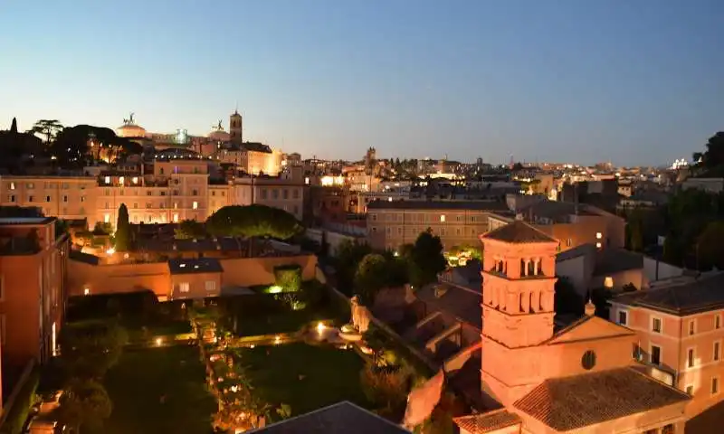 panorama di roma visto dalla terrazza di palazzo rhinoceros  (5)