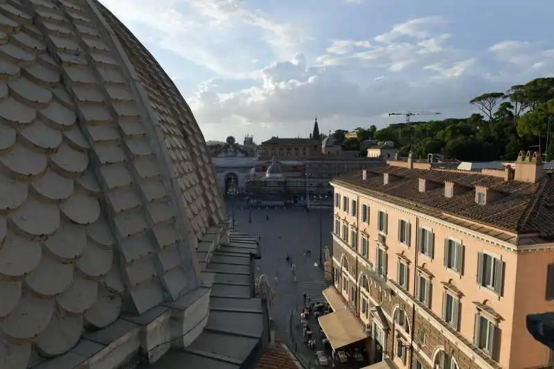 piazza del popolo vista dalla terrazza della chiesa degli artisti