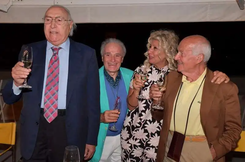 pippo baudo edoardo vianello la moglie frida e fausto bertinotti  foto di bacco