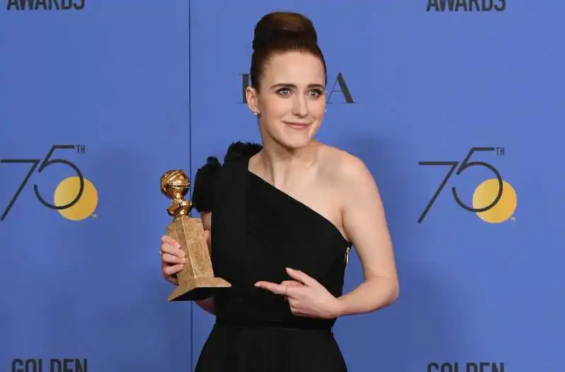 rachel brosnahan   golden globe per marvelous mrs maisel 1