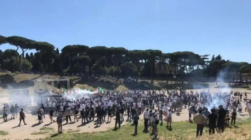 ultras e estrema destra    a roma