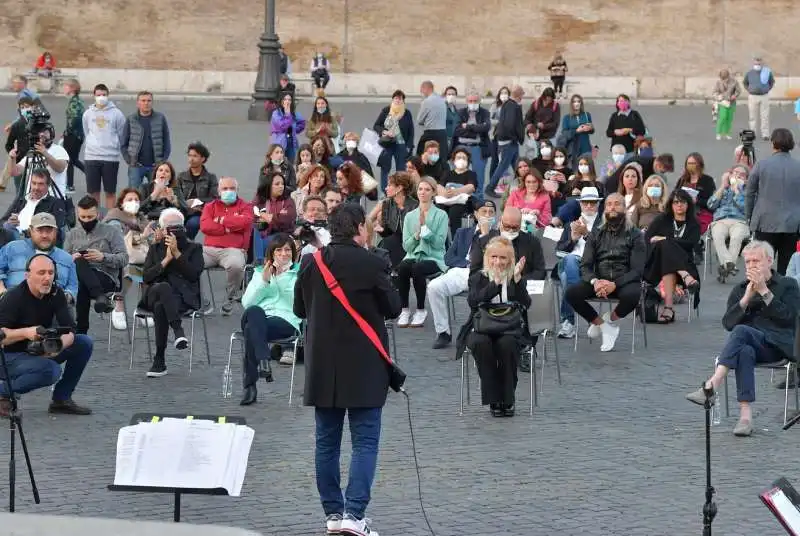 vivilive a piazza del popolo roma  foto di bacco