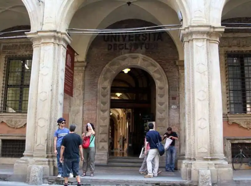 alma mater di bologna