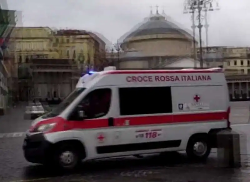 AMBULANZA CROCE ROSSA  NAPOLI