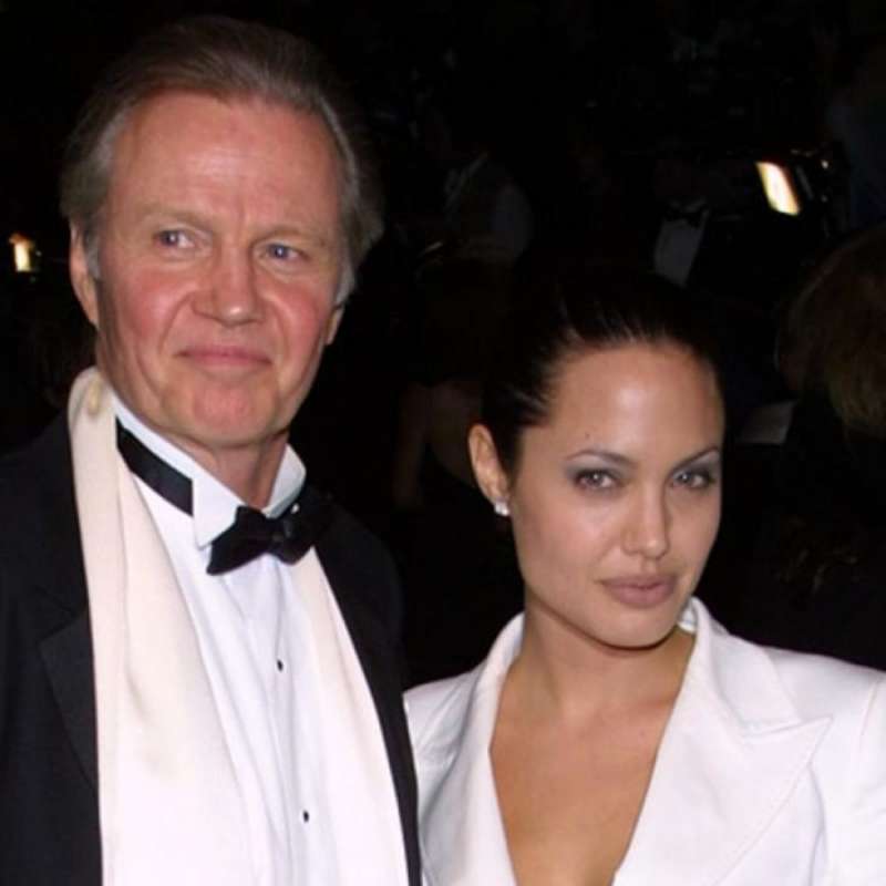 angelina jolie e il padre