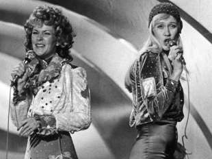 anni frid lyngstad agnetha faltskog