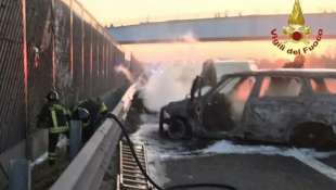 assalto al portavalori in autostrada 12