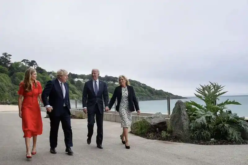 boris johnson e joe biden con le mogli al g7 in cornovaglia 