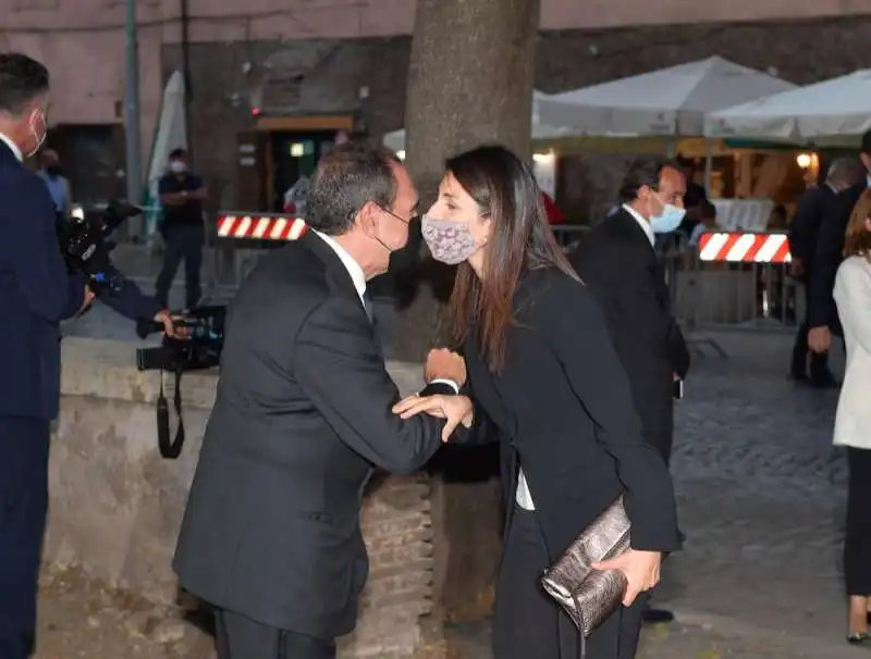 carlo fuortes saluta la sindaca virginia raggi  foto di bacco