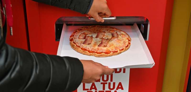 distributore pizza roma 1