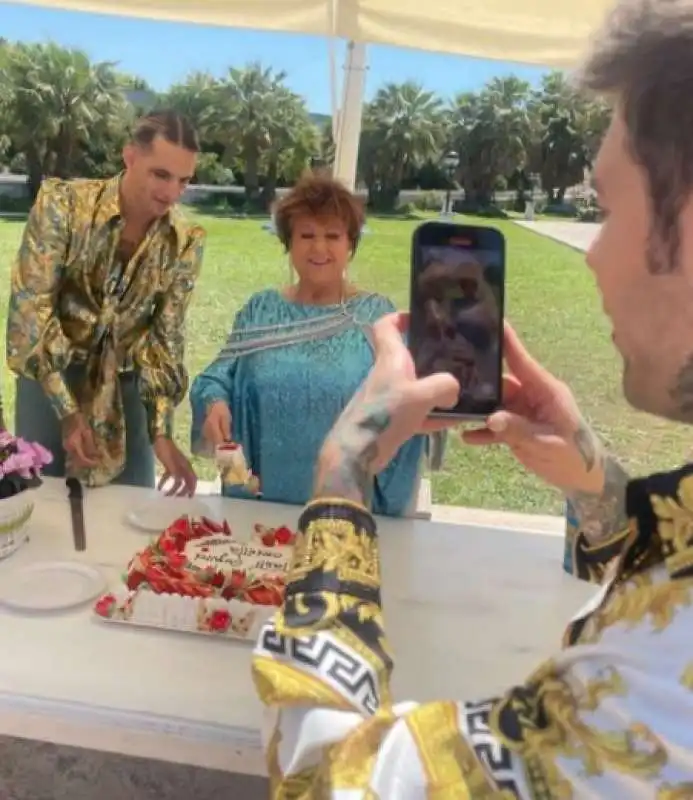 fedez orietta berti achille lauro   mille 5