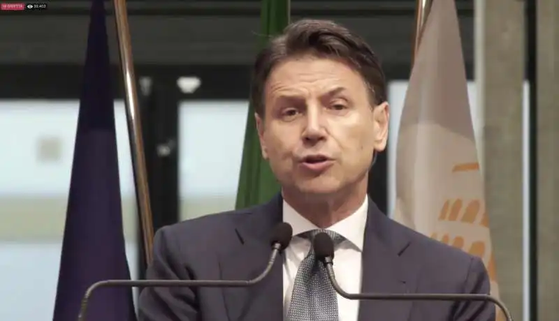 giuseppe conte   conferenza stampa al tempio di adriano in diretta facebook