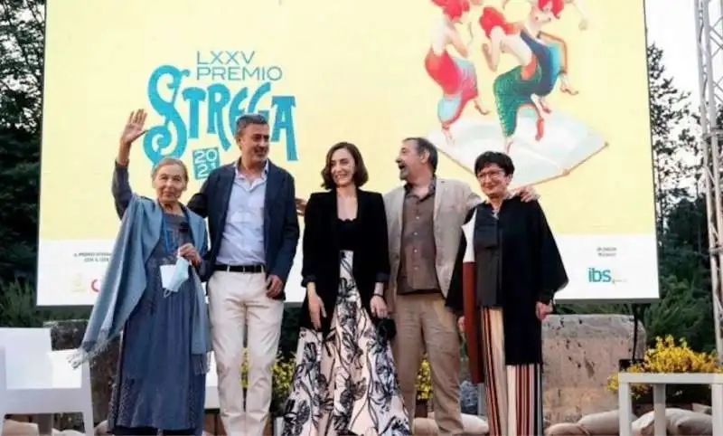 I FINALISTI DEL PREMIO STREGA 2021 EDITH BRUCK ANDREA BAJANI GIULIA CAMINITO EMANUELE TREVI DONATELLA DI PIETRANTONIO