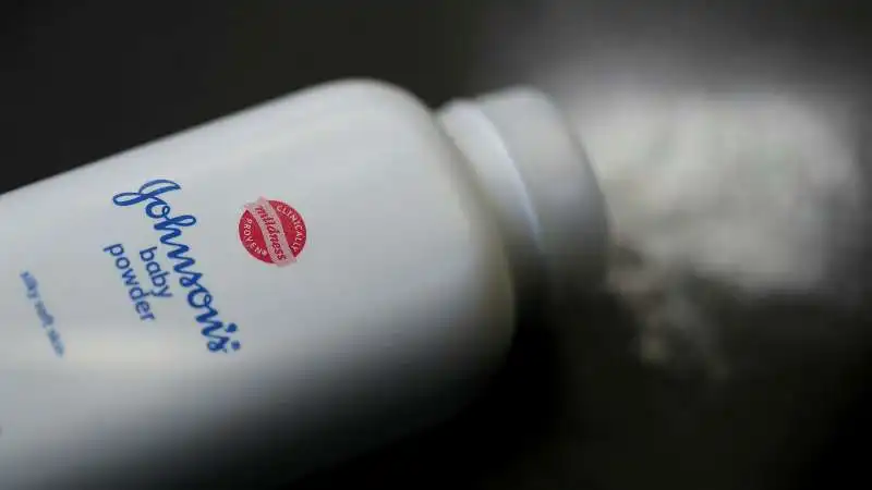 johnson & johnson baby powder