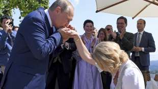 karin kneissl e vladimir putin 5