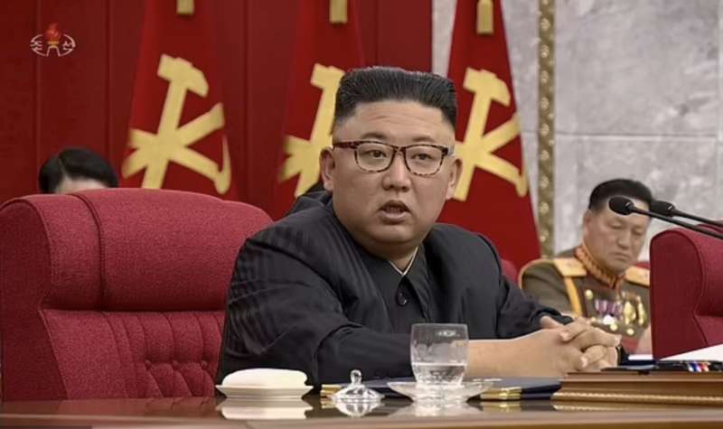 le autorita' hanno avvisato la popolazione: 'vietato parlare della salute  di kim jong un' - Dagospia