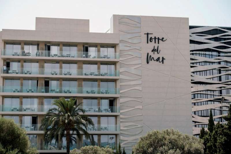 L'HOTEL TORRE DEL MAR