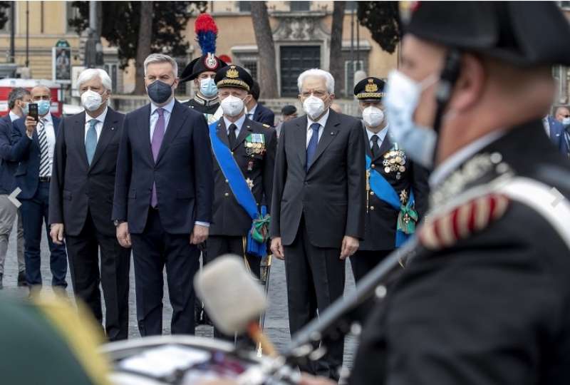 lorenzo guerini sergio mattarella festa della repubblica 2021