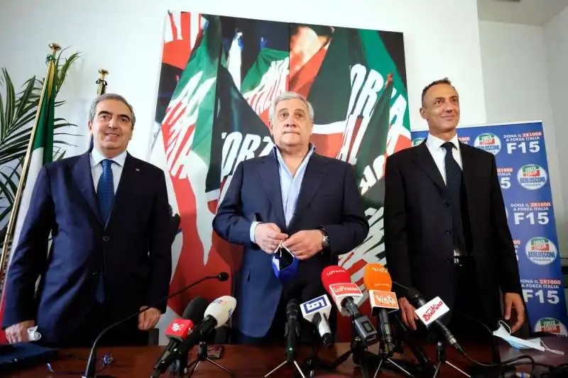 maurizio gasparri antonio tajani marcello de vito 2