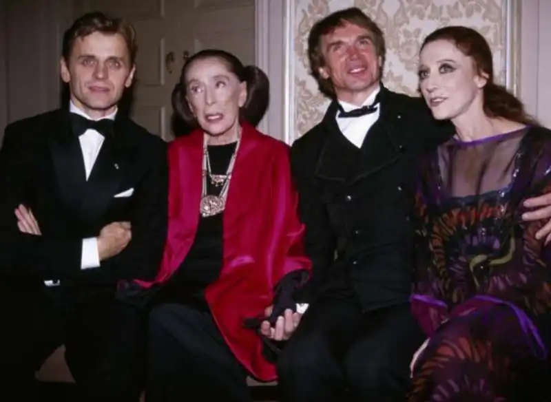 mikhail baryshnikov, martha graham, rudolf nureyev e maya plisetskaya