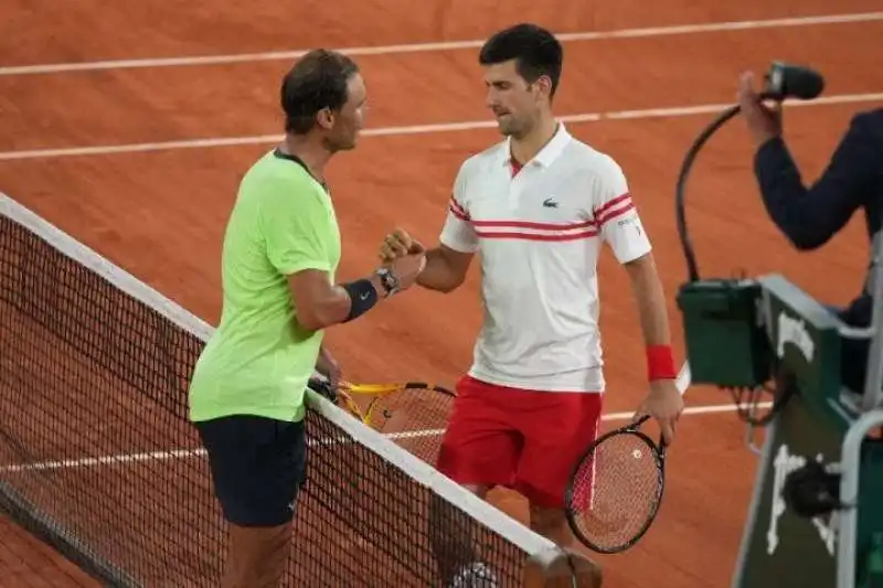 nole djokovic batte rafael nadal al roland garros 5