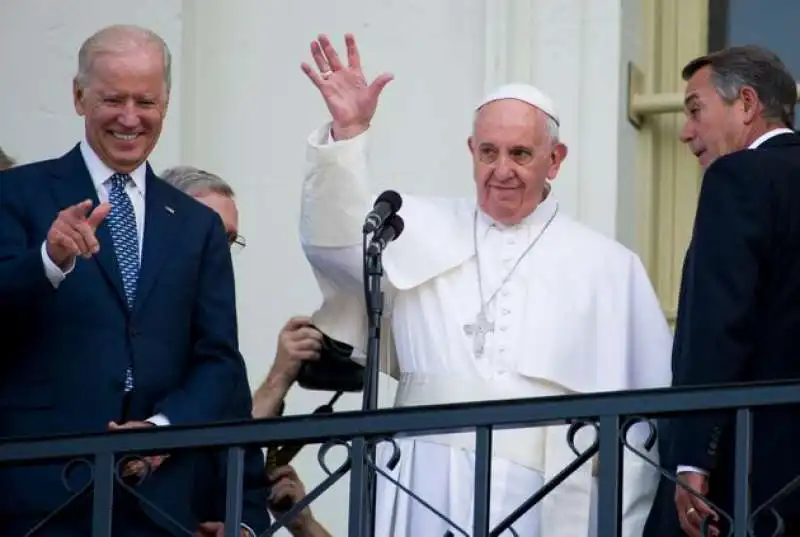 papa francesco e joe biden 5