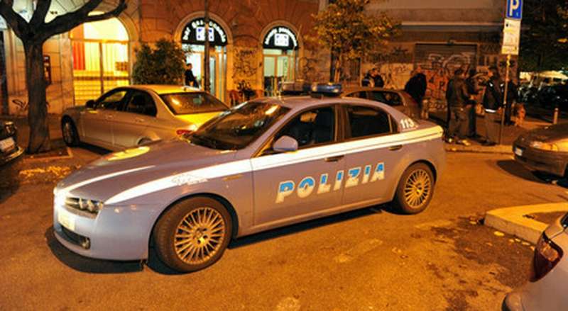 POLIZIA A SAN LORENZO