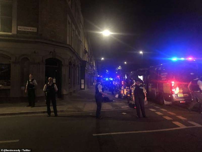 polizia brixton.